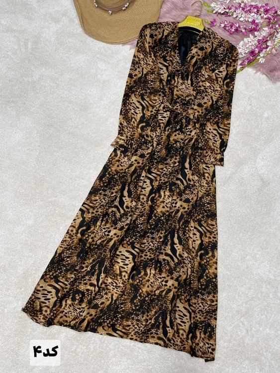 خرید ساحلی حریر پلنگی مدل دلمار آستردار شیک و مجلسی از آروما فشن با بهترین قیمت و ارسال سریع نمای ۳