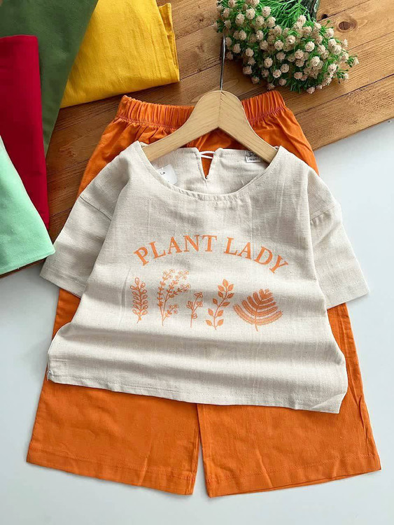 خرید ست کراپ و شلوارک دخترانه لینن خنک مدل Plant Lady رنگ نارنجی مناسب تابستان