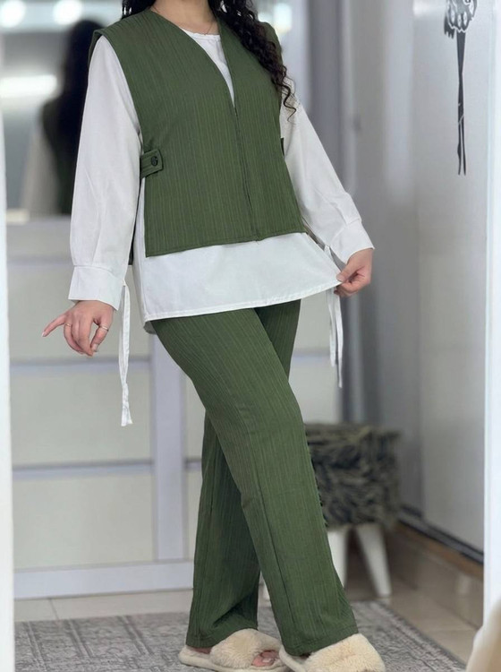 خرید ست سه تیکه عفاف (شومیز، وست و شلوار) مدل شیک و مجلسی رنگ سبز تیره