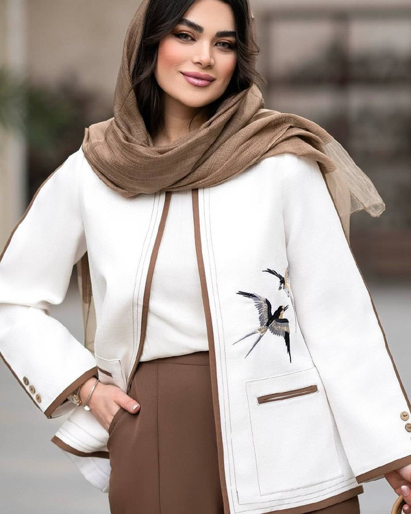 خرید مانتو شلوار پرستو مدل مازراتی شیک آروما فشن - ست مجلسی زنانه با کیفیت تضمینی