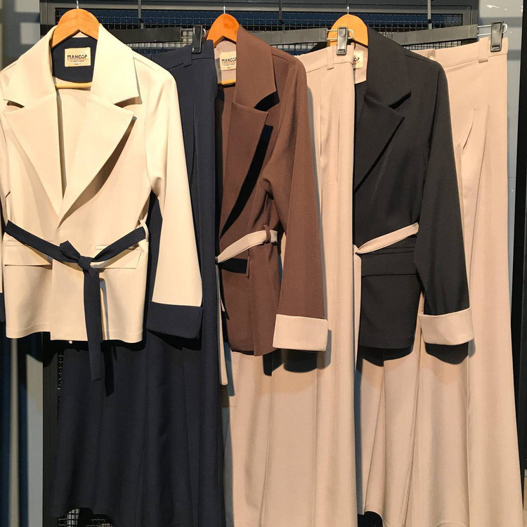 خرید کت شلوار سارینا کرپ مازراتی رنگ کرم موکا ارسال فوری Sarina Suit Cream Mocha