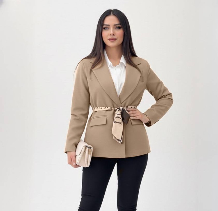 قیمت کت زنانه مازراتی گرم بالا مدل جدید ۲۰۲۵ رنگ مشکی شیک