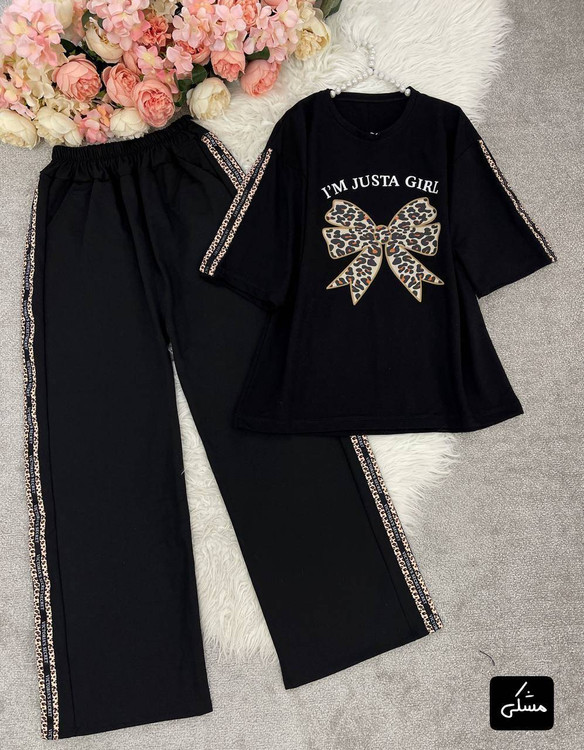 ست دو تیکه راحتی زنانه تیشرت و شلوار مشکی مدل پاپیون شیک و باکیفیت