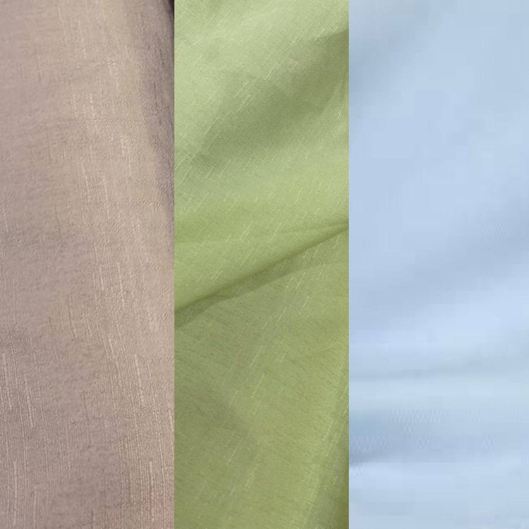 خرید مانتو بلند شیلا شیک و خنک با جنس شانتون اسلپ اعلا در فروشگاه آروما فشن نمای نزدیک ۲