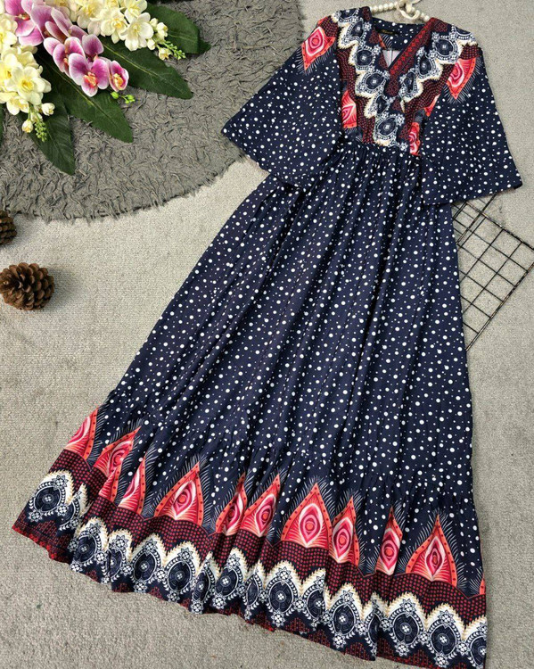 پیراهن مجلسی زنانه مدل آلاله k با طرحهای سنتی و جنس الیزه درجه یک - پوشاک آروما فشن نمای ۳