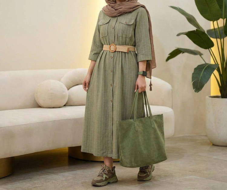 خرید مانتو بلند نازی. با کیفیت عالی و تنخور فوقالعاده ارومافشن