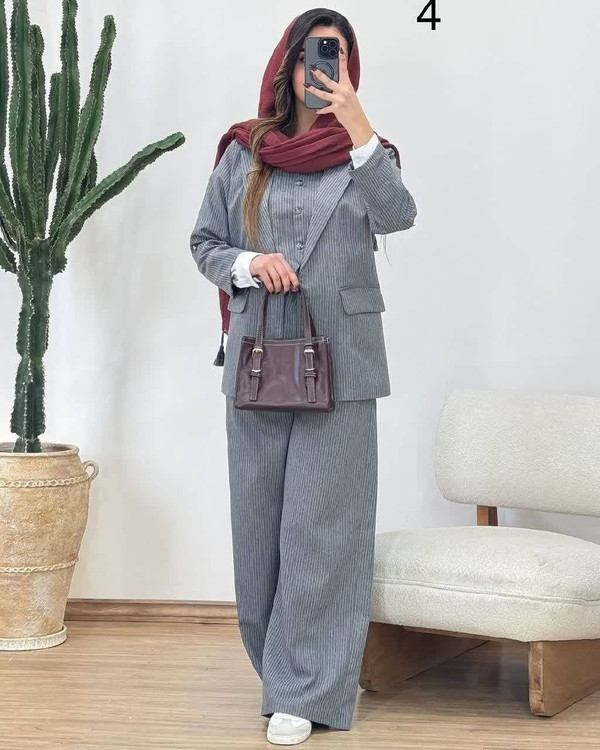 کت و شلوار زنانه مدل آسمانk رنگ طوسی سه تیکه جلیقه کت شلوار شیک و باکیفیت آروما فشن