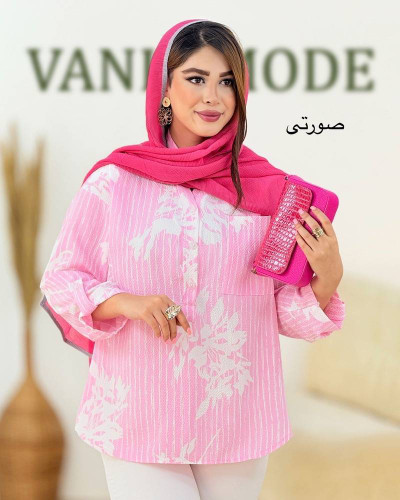 شومیز کیارا صورتی جنس کریستال پفکی خنک و سبک آروما فشن مناسب استایل بهاره و تابستانه زنانه شیک
