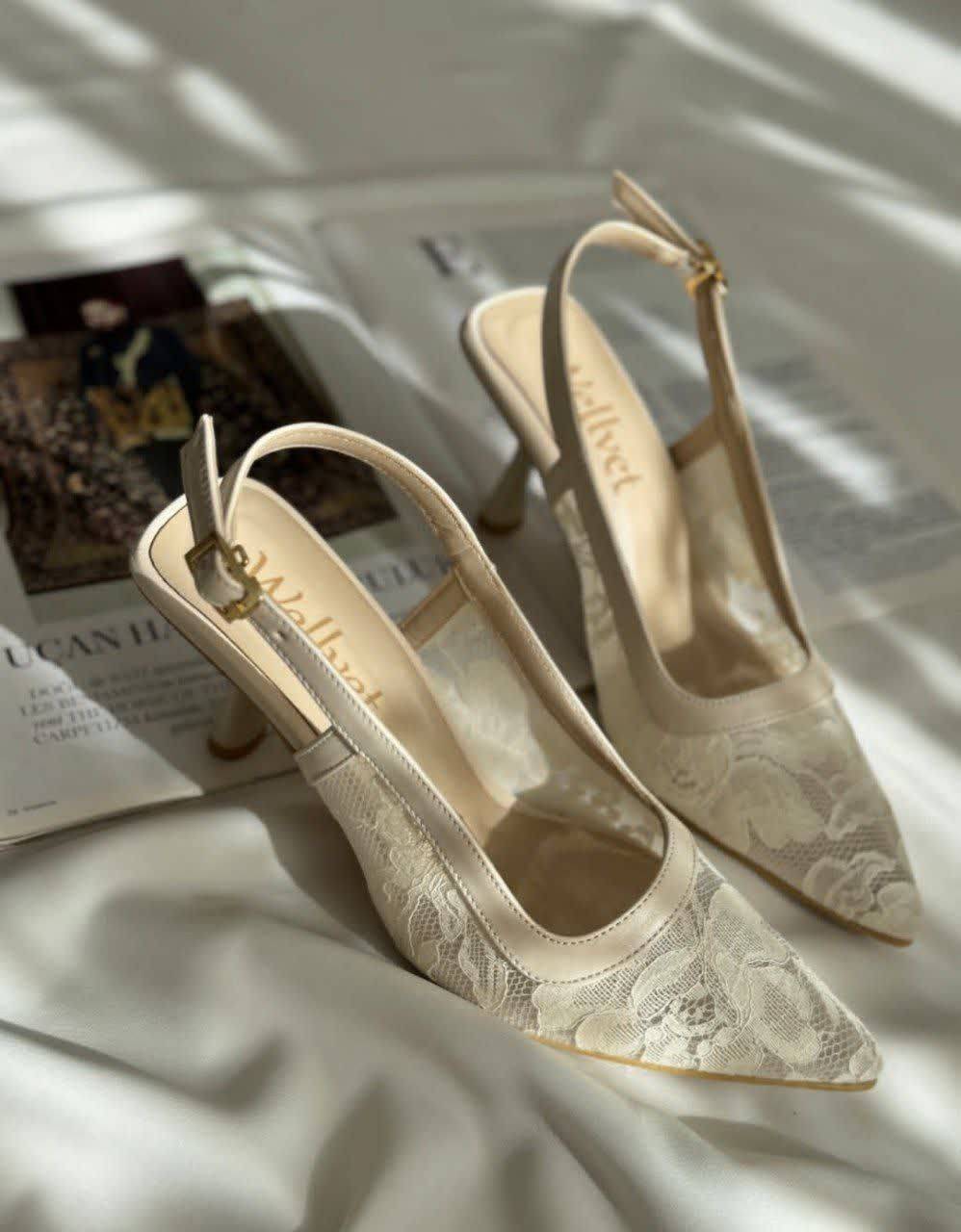 کفش پاشنه دار قهوه ای زنانه گیپوری نوک تیز با بند پشت پا - آروما فشن