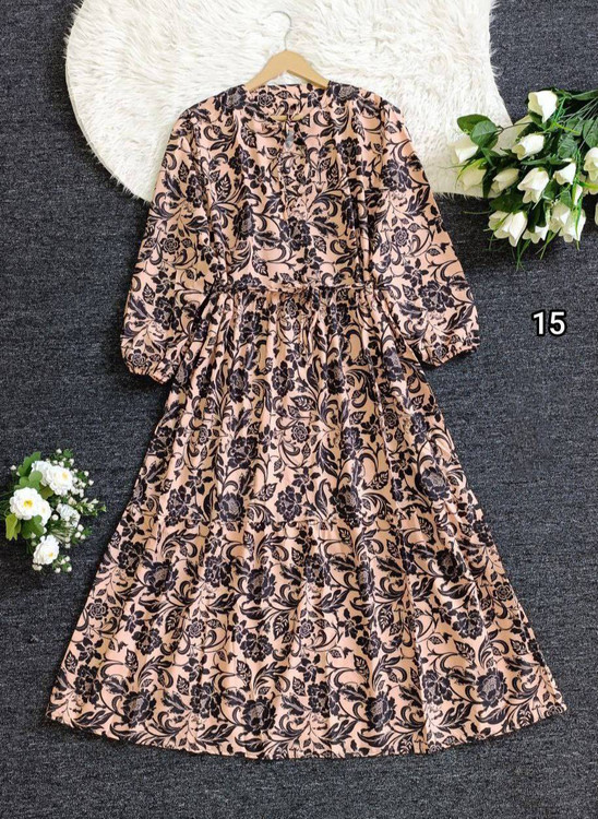 پیراهن ساحلی زنانه با ۱۵ رنگبندی متنوع و جذاب