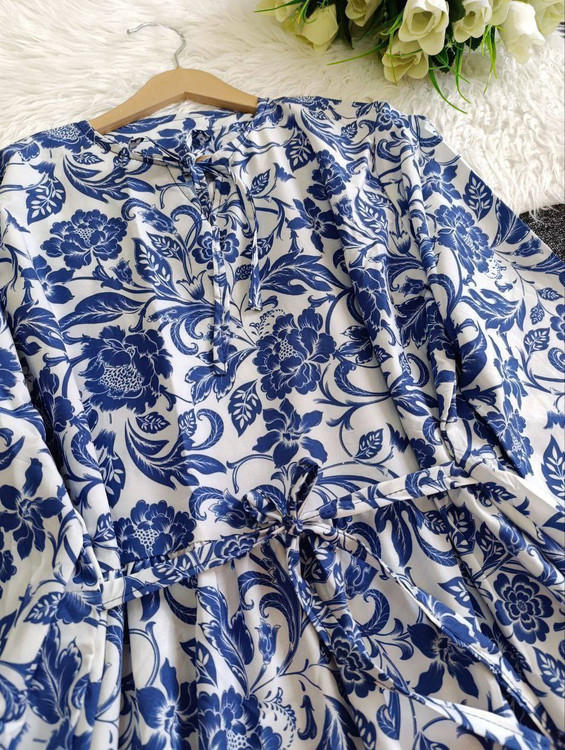 پیراهن ساحلی زنانه با آستین بلند و طراحی مدرن آروما فشن