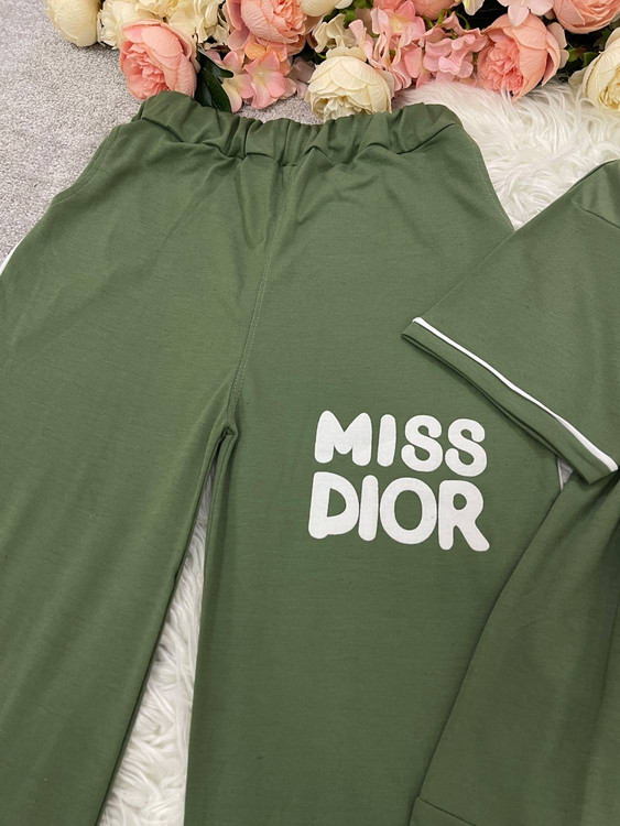 تیشرت میس دیور با چاپ سفید - بخش بالایی ست دو تیکه زنانه