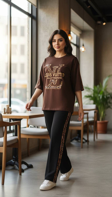 ست لویی ویتون پلنگی رنگ کالباسی - تنخور زیبا و راحت ست راحتی زنانه فری سایز ۳۸ تا ۴۸