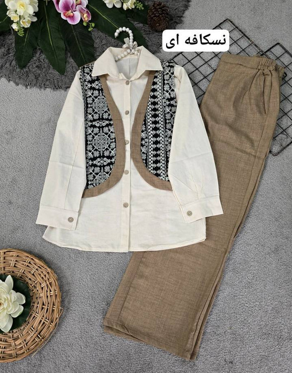 نمای نزدیک جلیقه خامه دوزی شانتون ست سلما H - طرح ظریف و مجلسی