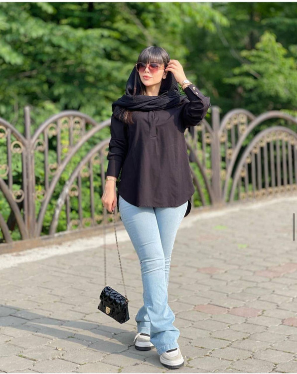 خرید شومیز بغل دکمه H ارومافشن کیفیت عالی مشکی