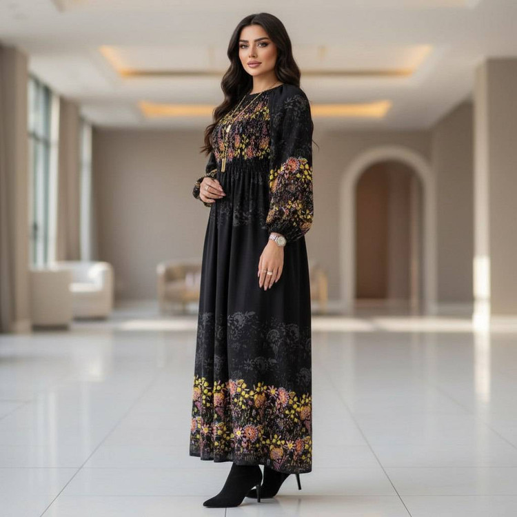 لباس ساحلی طوسی - نمای کامل با ایستایی شیک و راحت