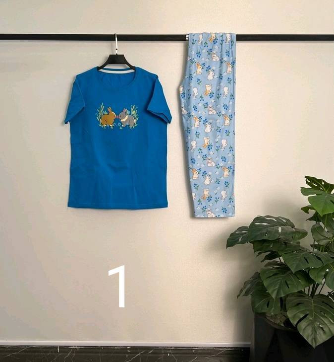 ست تیشرت شلوار کیوت خانگی رنگ ۴ نخ پنبه ۱۰۰٪