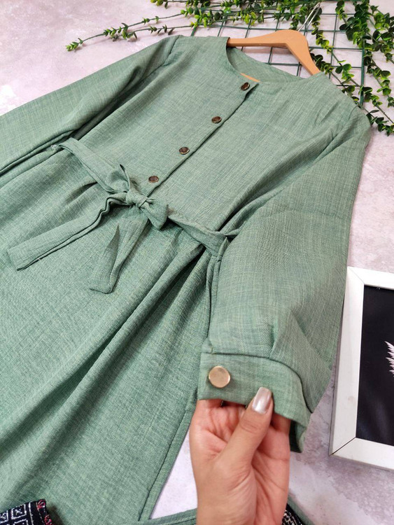 نمای پشت پیراهن ماهلین F - برش آزاد و راحت