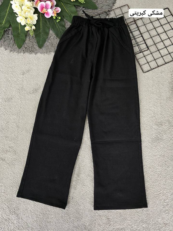 نمای پشت شلوار بگ جین H - جیبهای کاربردی و زیبا