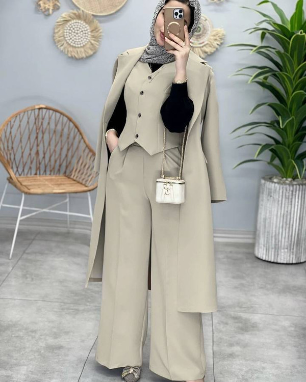 ست سه تکه مانتو شلوار جلیقه زنانه نمای جلو