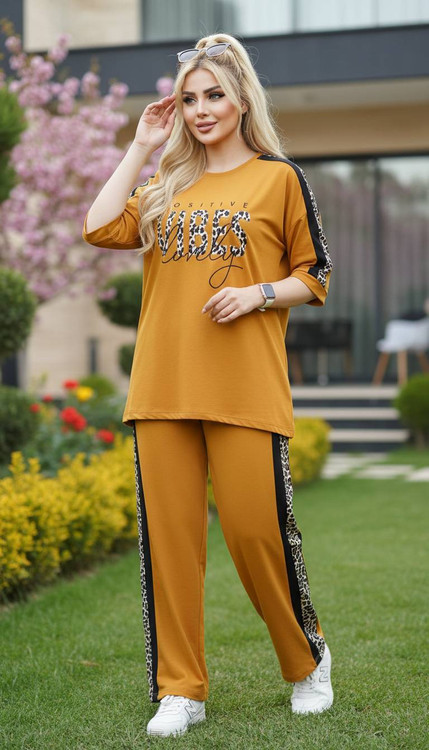 ست تیشرت شلوار زنانه مدل VIBES F گلکسی پنبه درجه ۱ - آروما فشن
