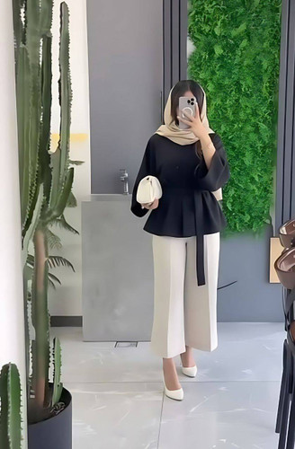 مانتو شلوار زنانه مدل شینیا - طرح مدرن - آروما فشن