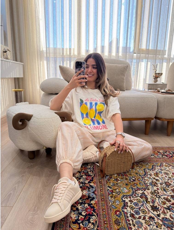 تیشرت زنانه مدل لیمو H جنس نخ پنبه درجه ۱ آرومافشن