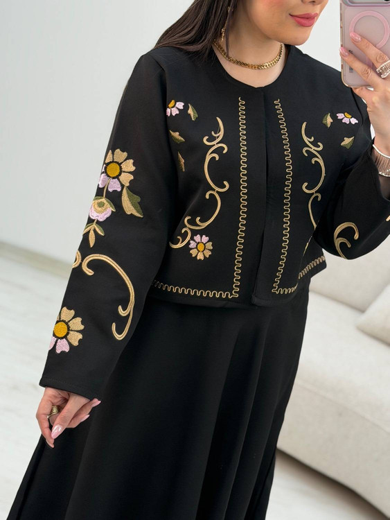 کت دامن زنانه گلدوزی جنس کرپ مازراتی درجه ۱ K - تصویر محصول