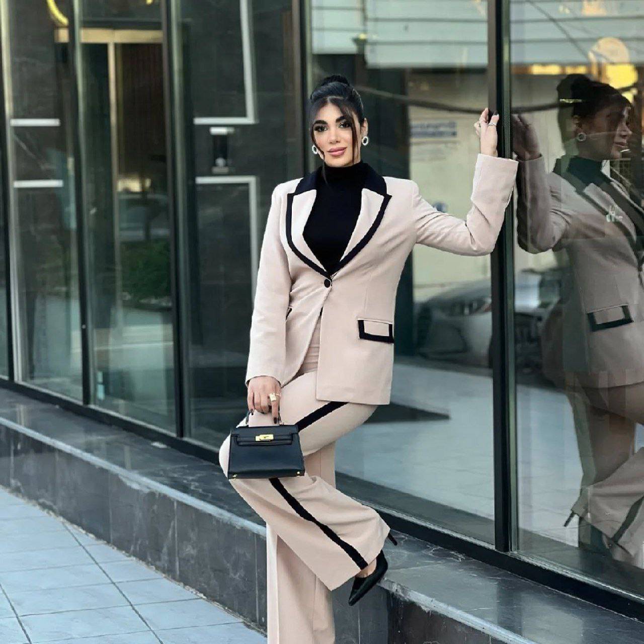 ست مانتو شلوار زنانه مدل ملودی جنس  کرپ مازراتی pr درجه1  (فروش تک و عمده)