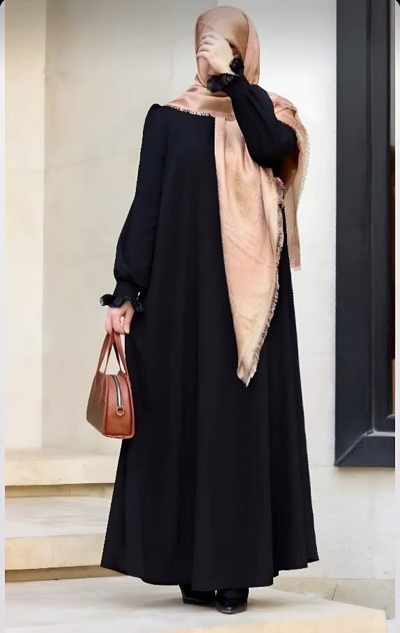 عبا مدل خاتون💕pr🌱 جنس کرپ الیزه درجه 1 بابهترین کیفیت مستقیماازتولیدی(فروش تک وعمده آرومافشن)