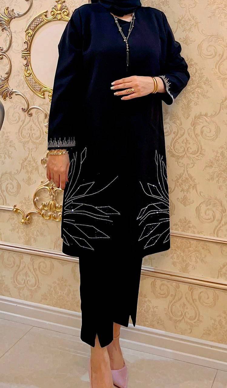 مانتو تک و ست مانتو  شلوار مجلسی زنانه مدل رزگلد 🌹rad☘️  جنس مازراتی گرم بالا درجه ۱ وارداتی ✨بهترین کیفیت 🤌 🤌 مستقیما از تولیدی (فروش تک و عمده آرومافشن)