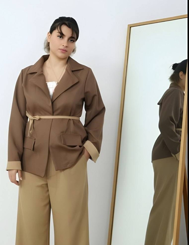 ست کت شلوار ترند زنانه مدل آسلی rad ✅️جنس مازراتی گرم بالا درجه ۱ ✅با بهترین کیفیت مستقیما از تولیدی(فروش تک و عمده آرومافشن)