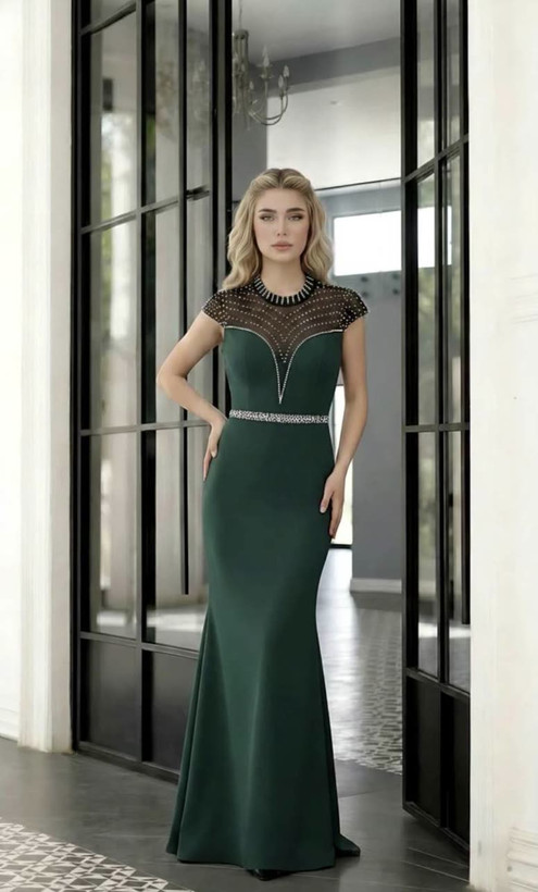 لباس مجلسی شیک زنانه مدل مروارید جنس کرپ دالقیچ✨ درجه ۱ ✨بسیار باکیفیت 💎 سلطنتی و لاکچری💎 مناسب مجالس و مهمانی های خاص مستقیما از تولیدی( فروش تک و عمده آرومافشن )