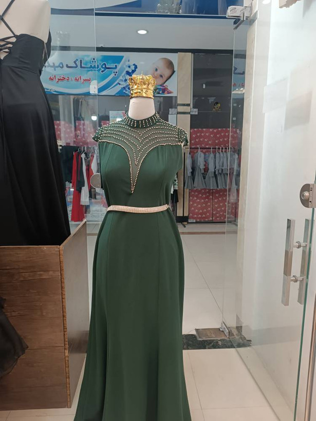 لباس مجلسی شیک زنانه مدل مروارید جنس کرپ دالقیچ✨ درجه ۱ ✨بسیار باکیفیت 💎 سلطنتی و لاکچری💎 مناسب مجالس و مهمانی های خاص مستقیما از تولیدی( فروش تک و عمده آرومافشن )