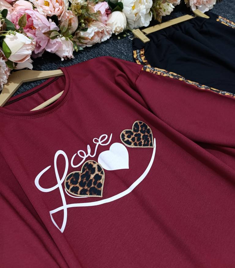 ست تیشرت شلوار زنانه مدل Love پلنگی 🐆 mod 🌺 جنس گلکسی پنبه درجه ی 1 بالطافت بالا ، با بهترین کیفیت 🤌🤌 مستقیم از تولیدی( فروش تک وعمده در آروما فشن)