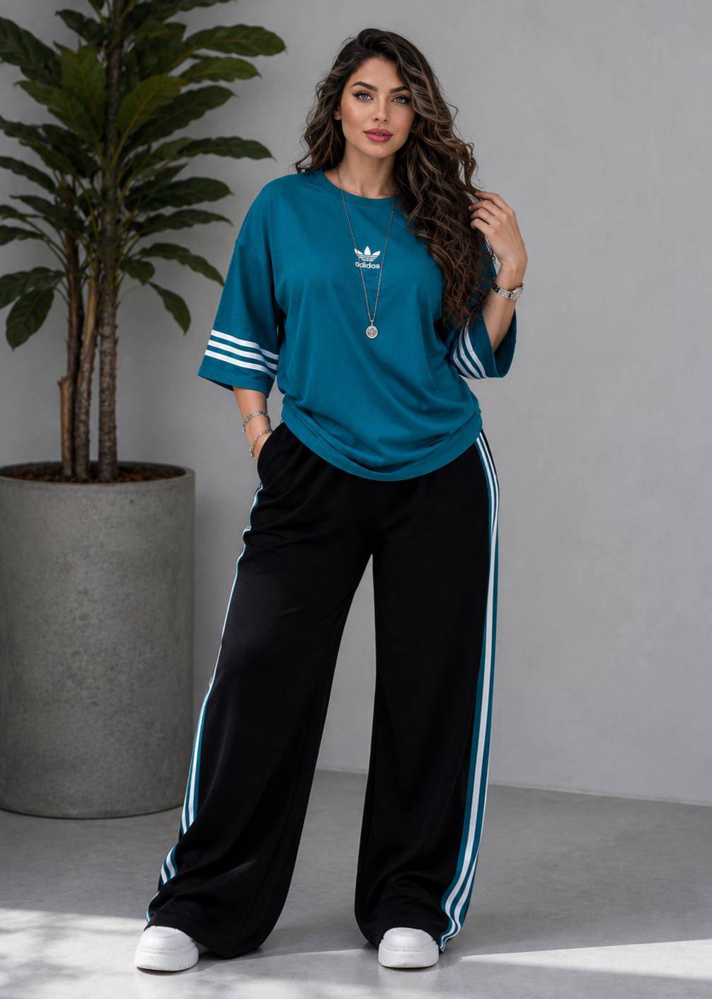 ست  تیشرت شلوار  زنانه مدل adidas🌷جنس گلکسی نخ پنبه اعلاء درجه ی 1 با لطافت بالا  💕tet1🌱با بهترین کیفیت 🤌 مستقیم از تولیدی( فروش تک وعمده در آروما فشن)