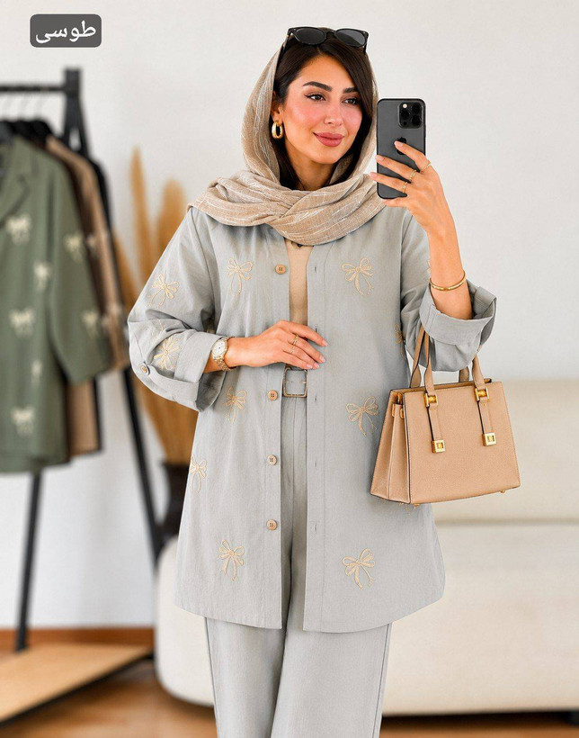 مانتو زنانه مدل کتان چیترا🌟 shb🌱جنس کتان پنبه ای وارداتی ترک ،پاپیون گلدوزی شده درجه 1، با بهترین کیفیت مناسب فصل مستقیما از تولیدی (فروش تک و عمده آرومافشن)