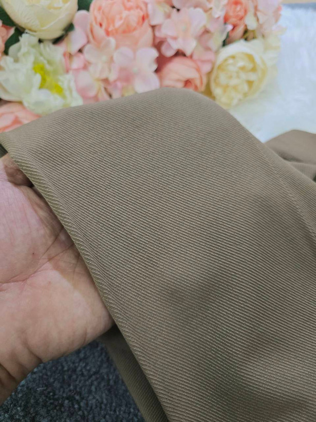 شلوار زنانه مدل بگ مازراتی کجراه پشت کش tet1 ✅️جنس مازراتی کجراه 420 گرم درجه 1 ✅️با بهترین کیفیت مستقیما از تولیدی (فروش تک و عمده آرومافشن)