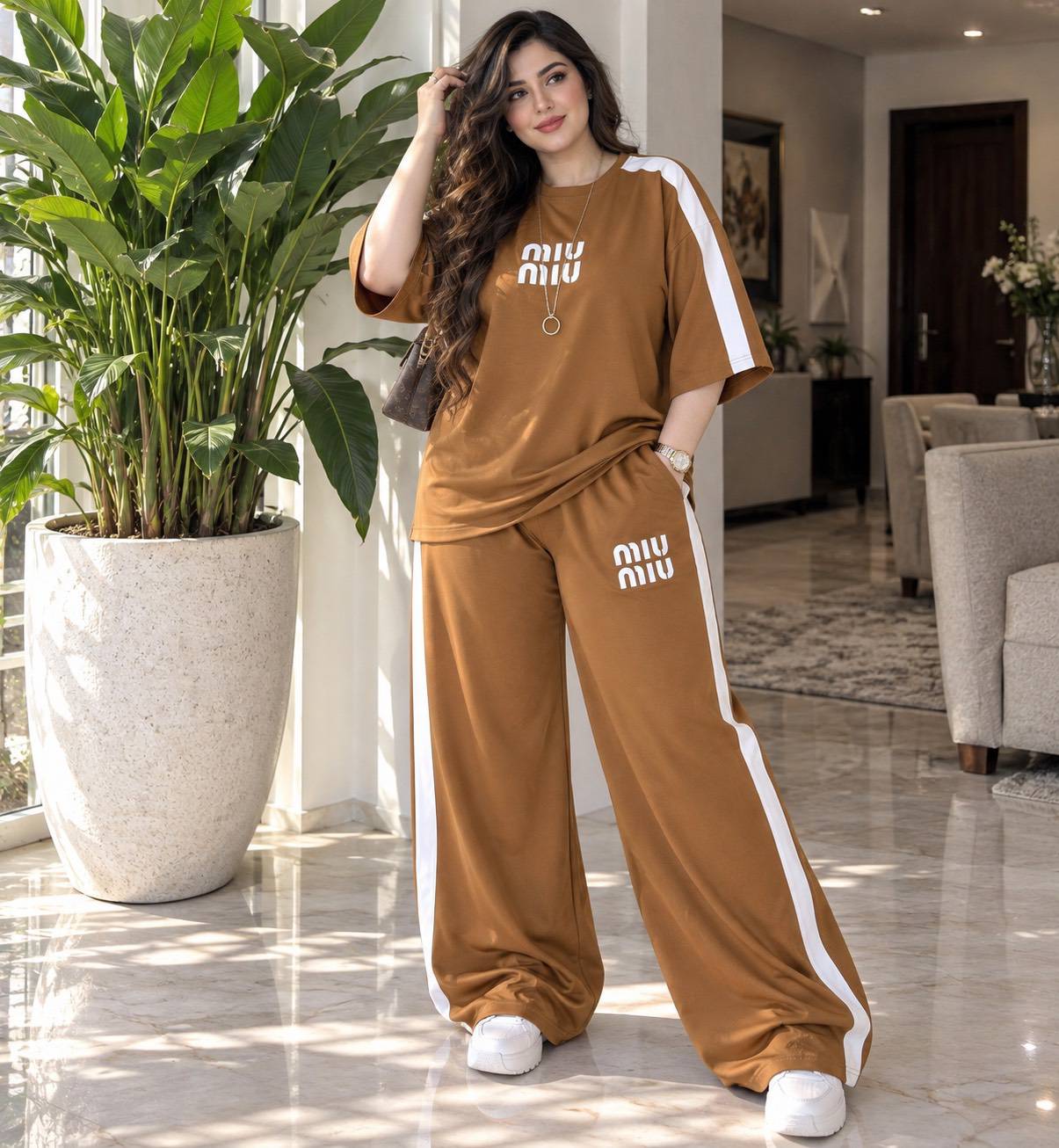 ست  تیشرت شلوار زنانه مدل miu miu✅️جنس گلکسی پنبه درجه ی 1 ✅با لطافت بالا tet2 بهترین کیفیت مستقیما از تولیدی (فروش تک و عمده آرومافشن)