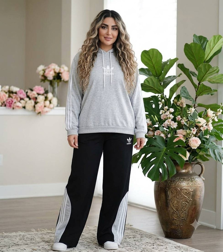 ست هودی شلوار زنانه مدل آدیداس mod✅جنس دورس سه نخ گرم بالا داخل کرک درجه 1✅️با بهترین کیفیت مستقیما از تولیدی (فروش تک و عمده آرومافشن)